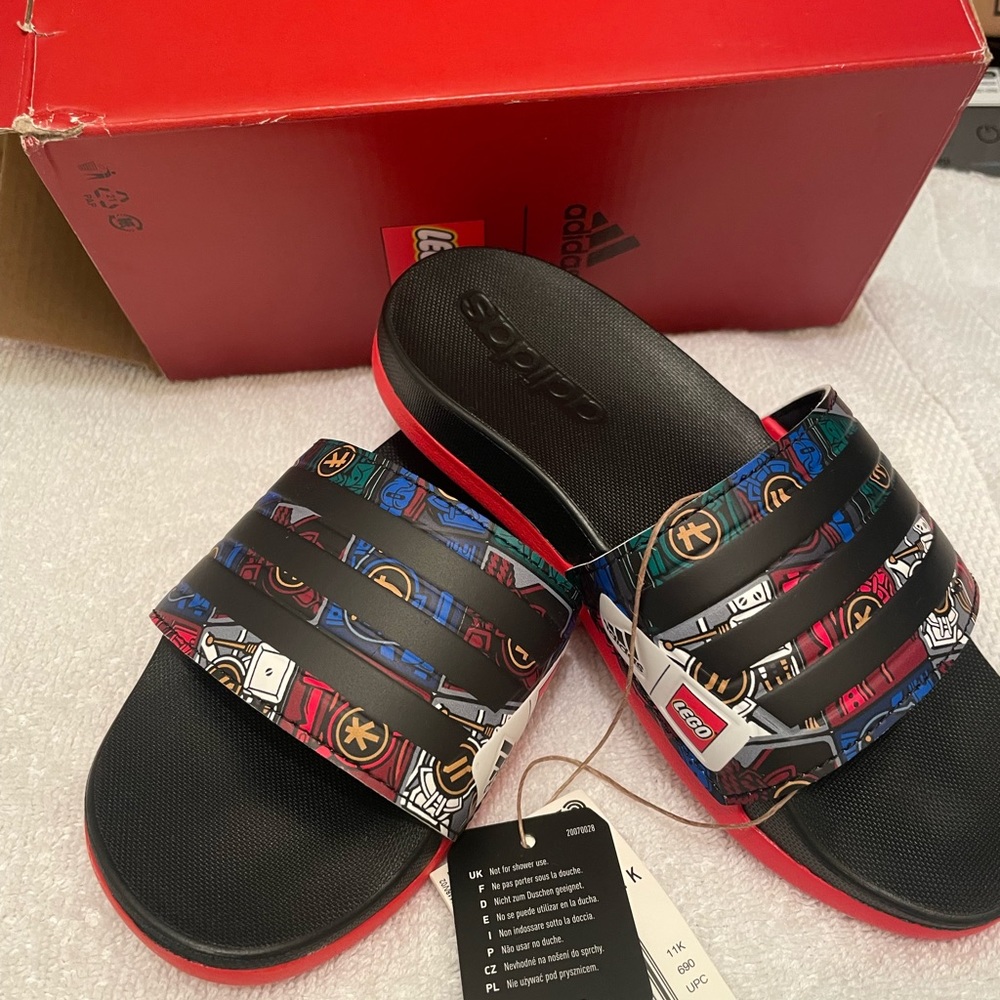 Adidas Ninjago Adilette sandal 11t